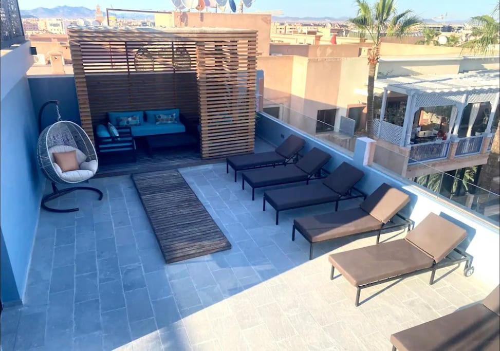 Apartamento Downtown Loft: Rooftop Pool & Gym *