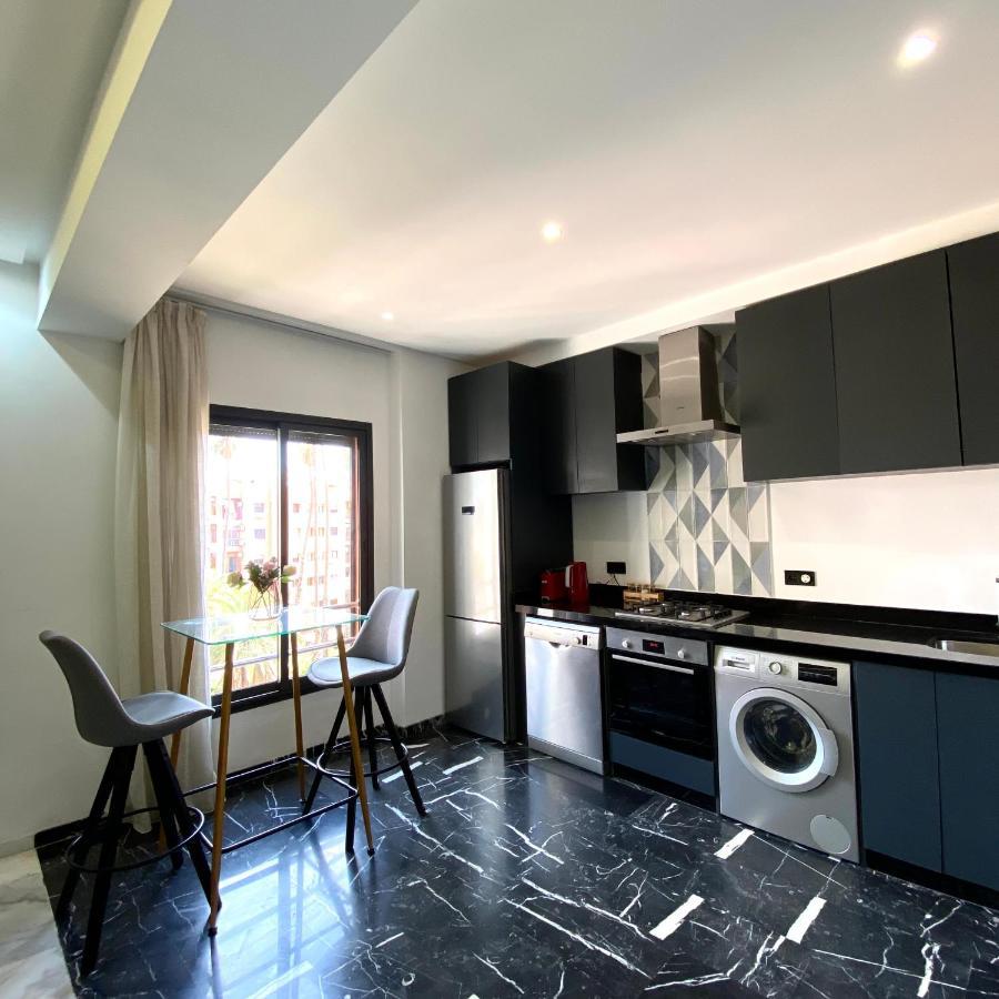 Apartamento Downtown Loft: Rooftop Pool & Gym Marrakesh