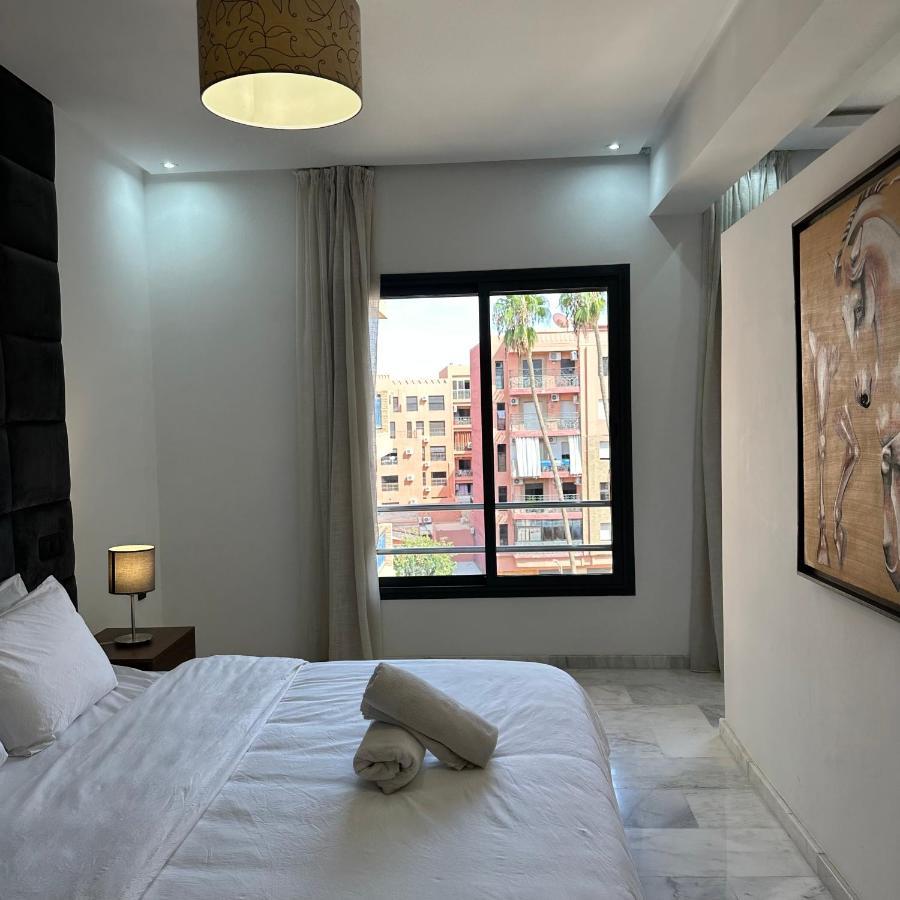 Apartamento Downtown Loft: Rooftop Pool & Gym *